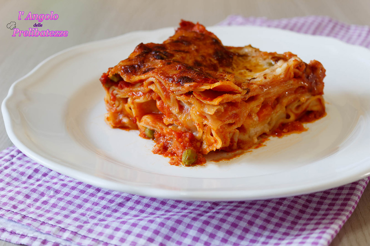 lasagne-semplici-con-sugo-finto-al-forno
