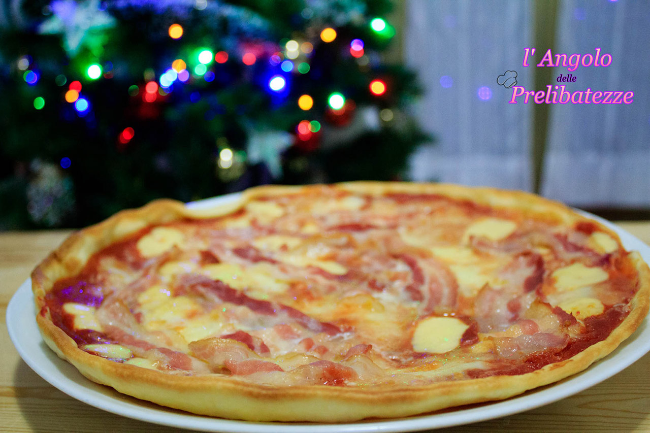 torta salata con bacon croccante e fiordilatte