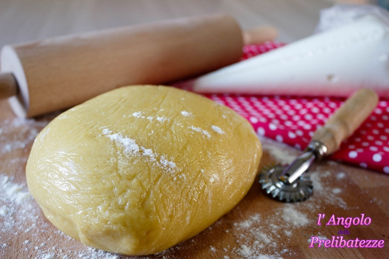 Pasta frolla con olio di oliva, risultato infallibile l'Angolo delle