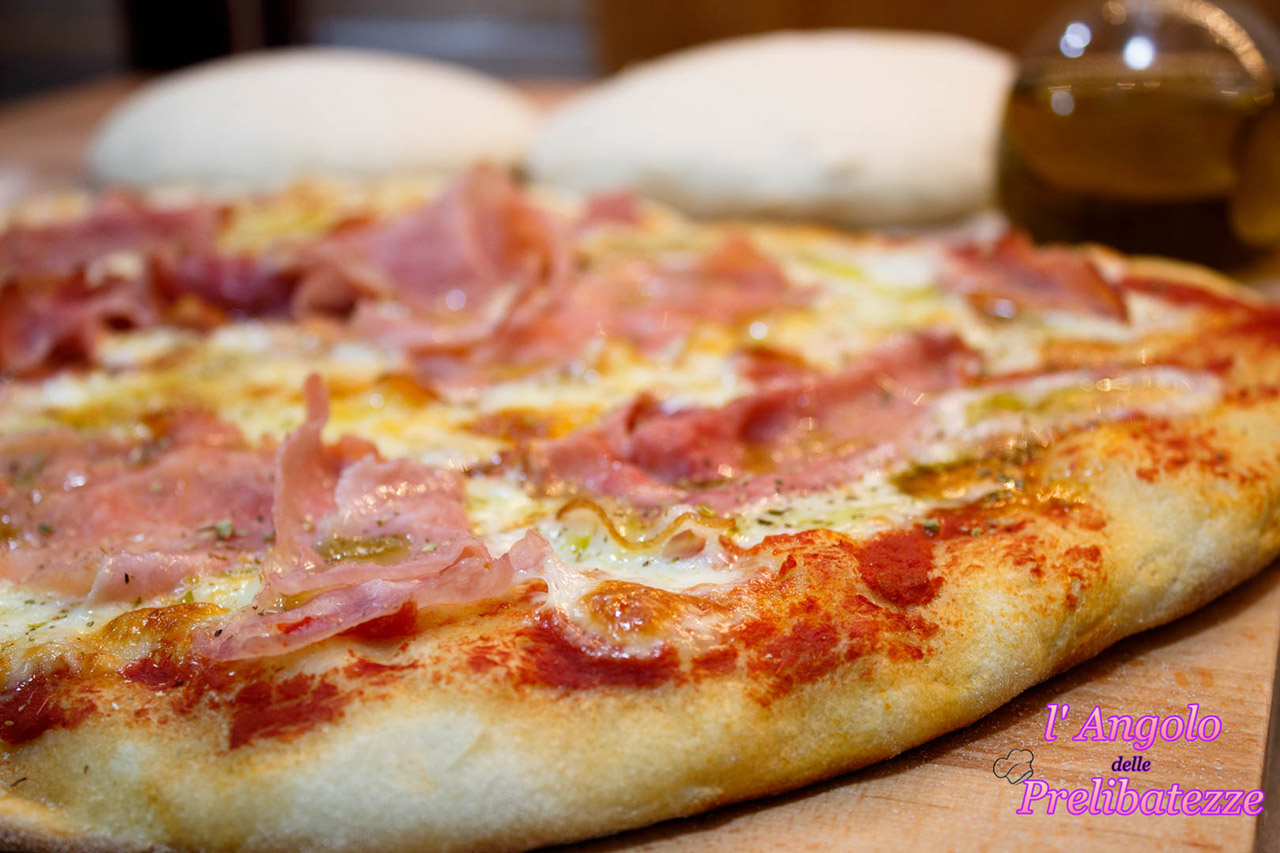 Impasto per pizza con semola di grano duro | L&amp;#39;Angolo delle Prelibatezze