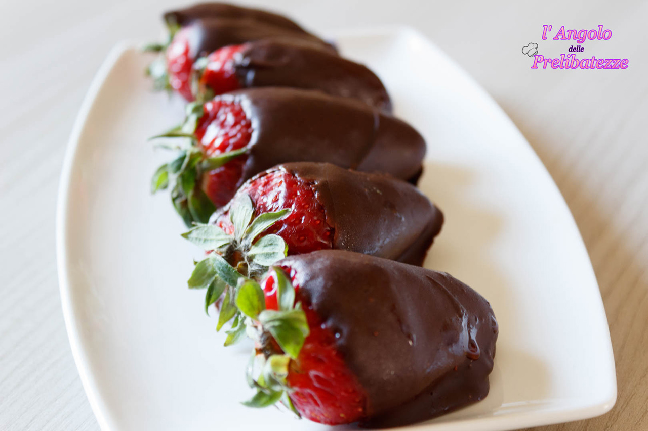 fragole-ricoperte-di-cioccolato
