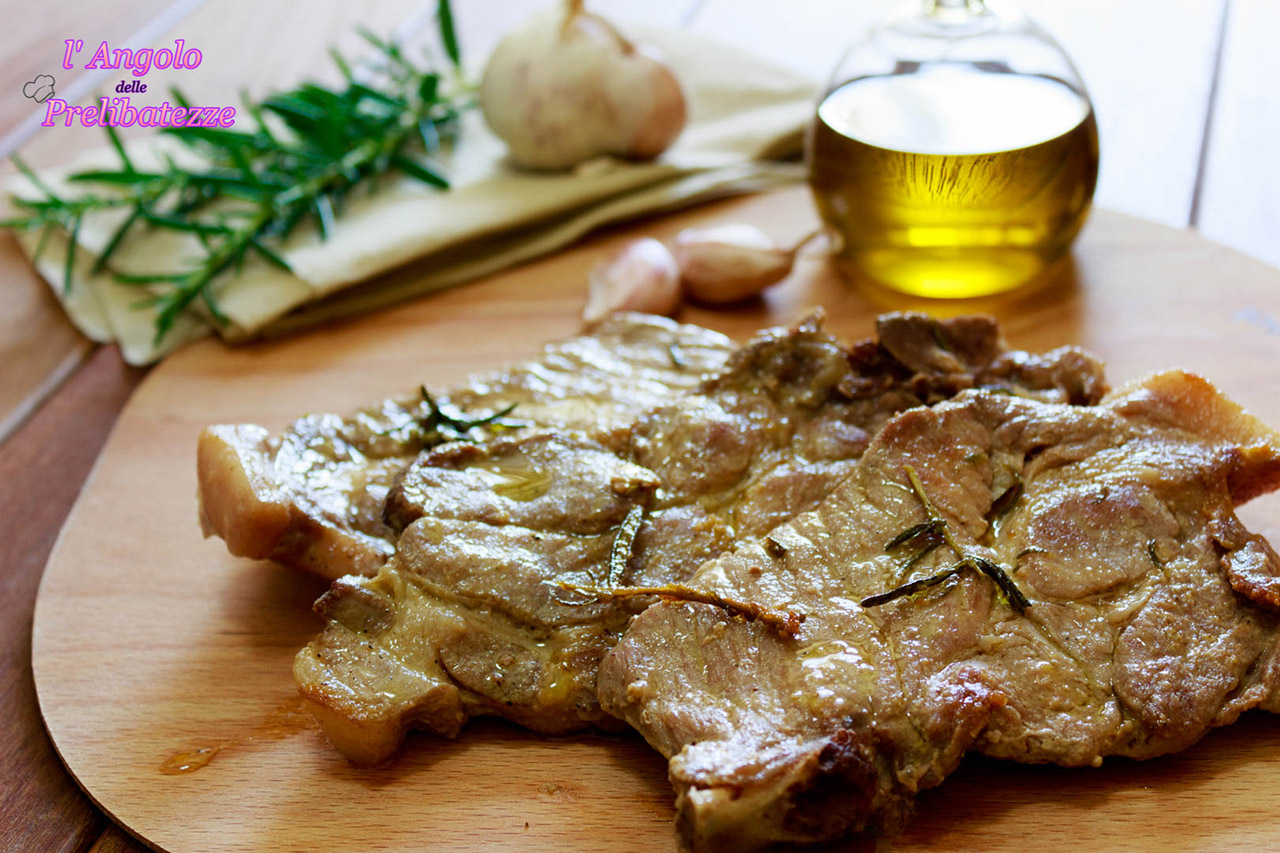 Fettine di coppa di maiale con aglio, olio e rosmarino | l ...