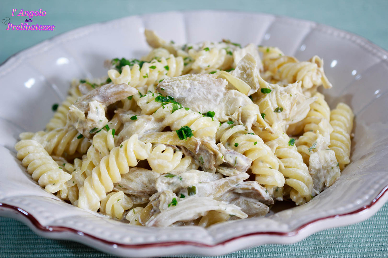 fusilli-con-cuori-di-carciofo-e-panna