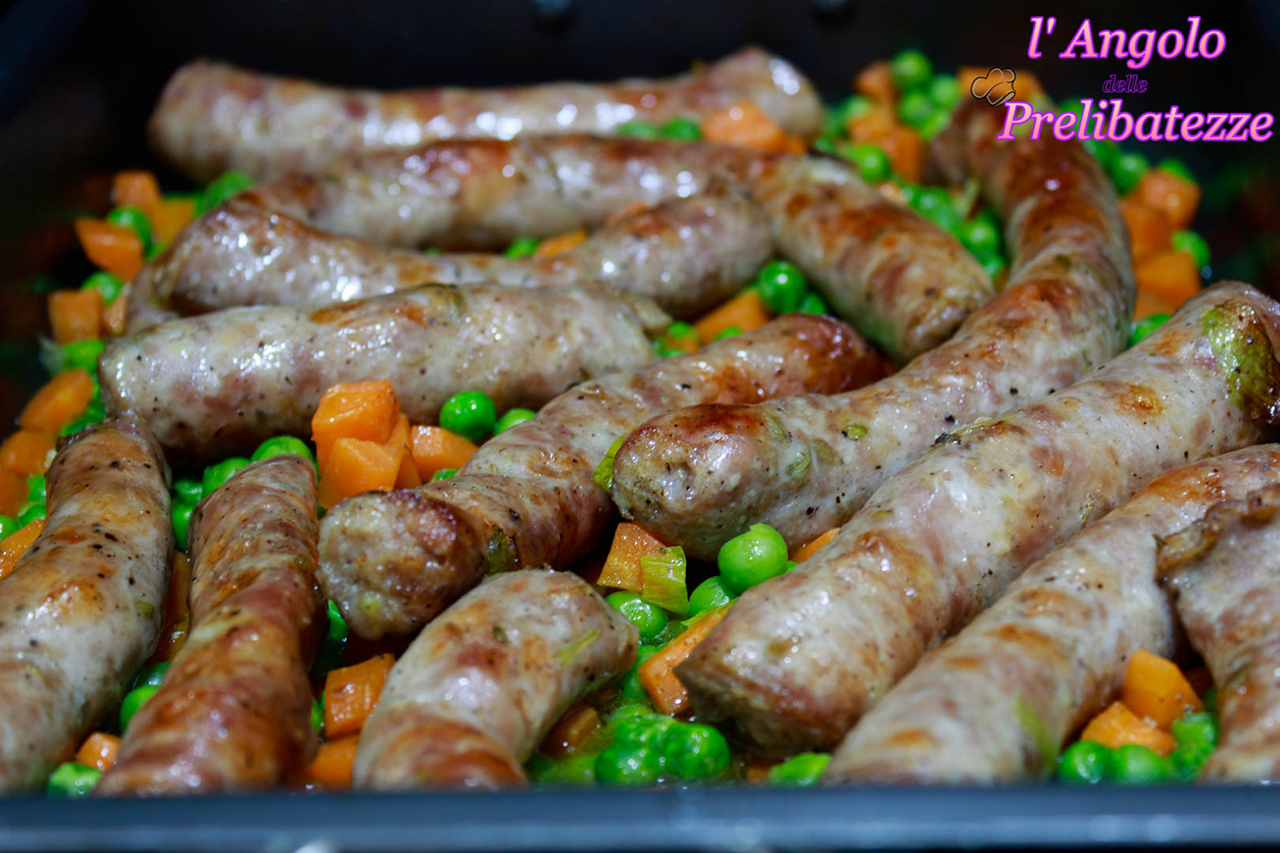 salsiccia-siciliana-con-piselli-e-carote