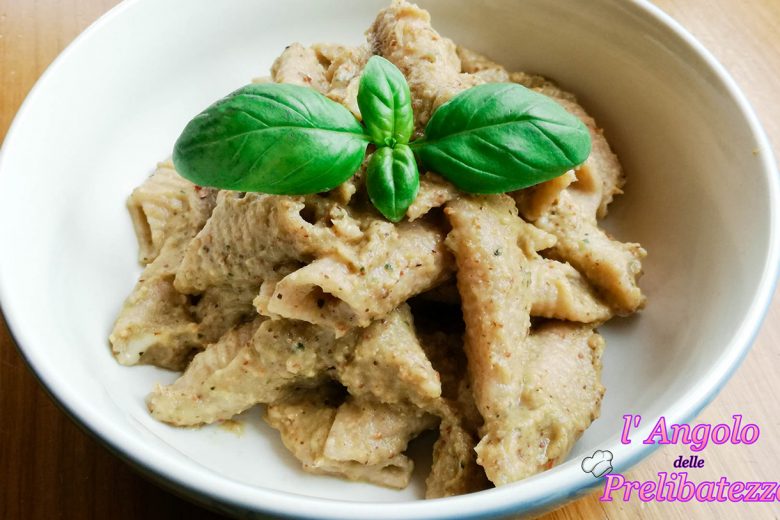 garganelli-integrali-con-pesto-di-melanzana