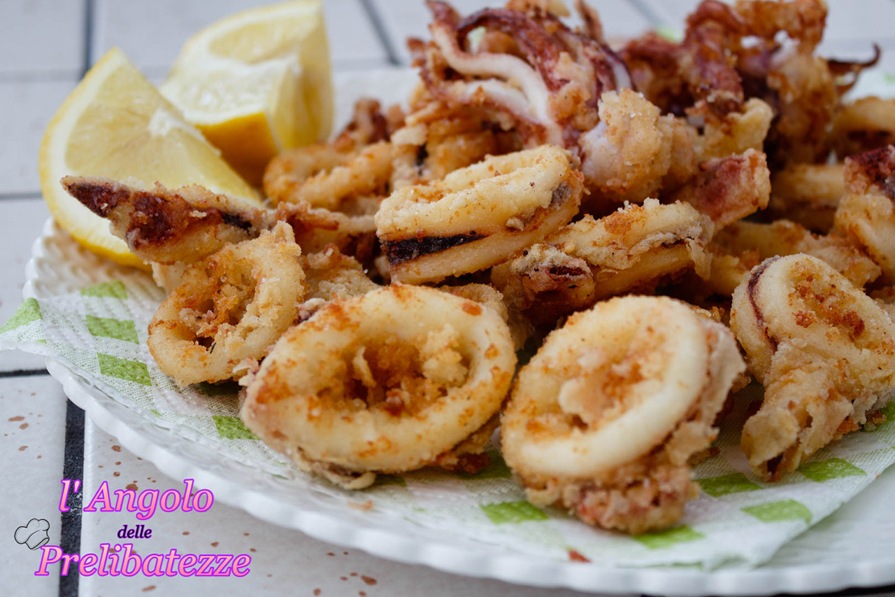 Anelli Di Calamari Veraci Fritti Secondo Piatto Di Pesce Mediterraneo Ed Estivo L Angolo Delle Prelibatezze Anelli Di Calamari Veraci Fritti Secondo Piatto Di Pesce Mediterraneo Ed Estivo L Angolo Delle Prelibatezze