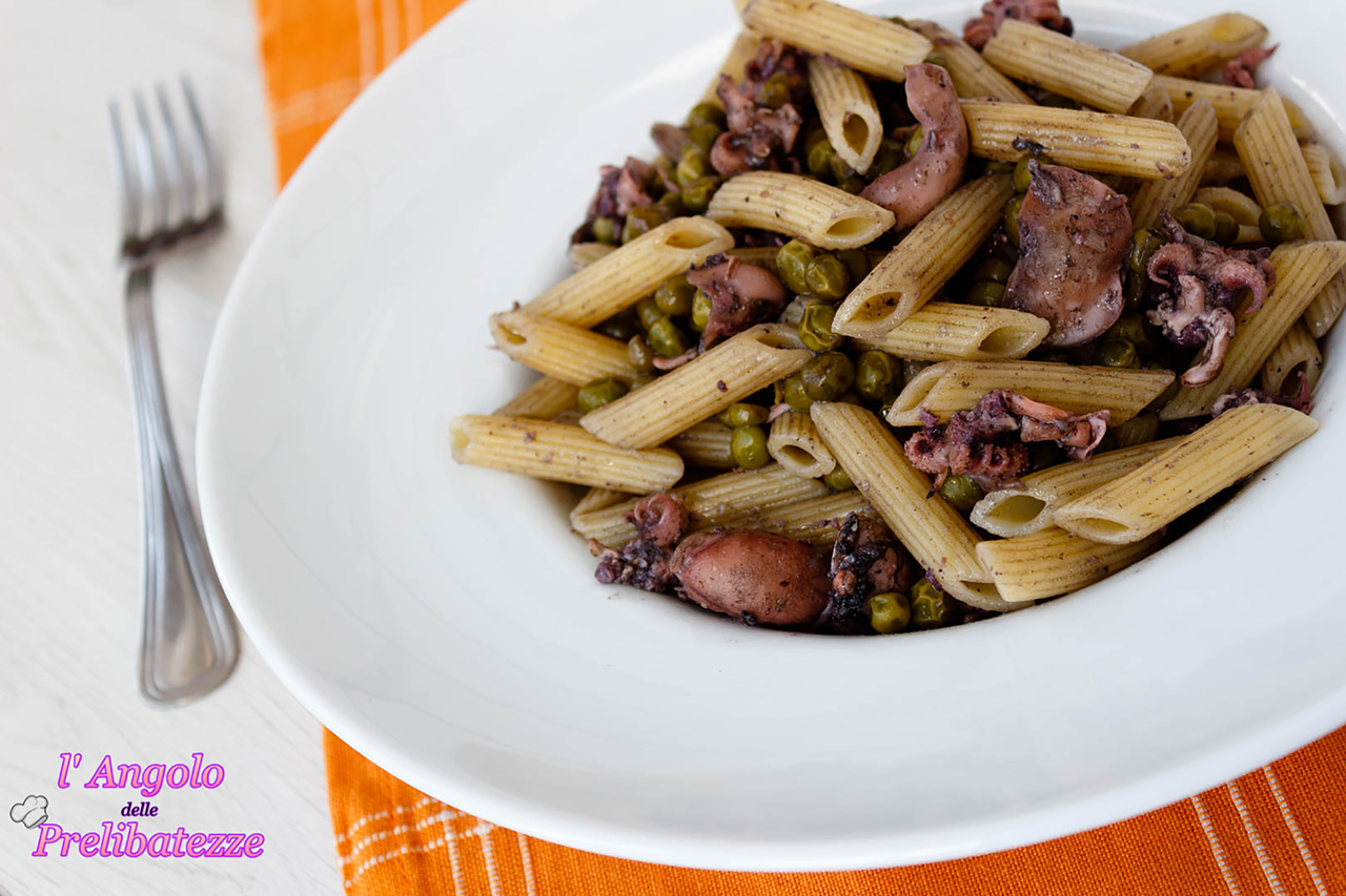pasta-con-seppioline-fresche-e-piselli