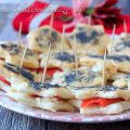 stelle-di-pane-bianco-con-salmone-e-salsa-tonnata