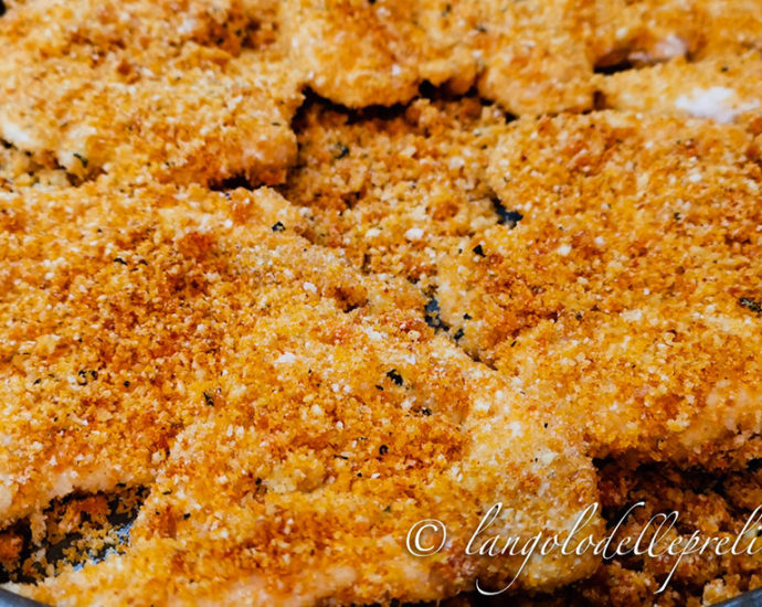 cotoletta-di-pollo-con-panatura-al-pomodoro